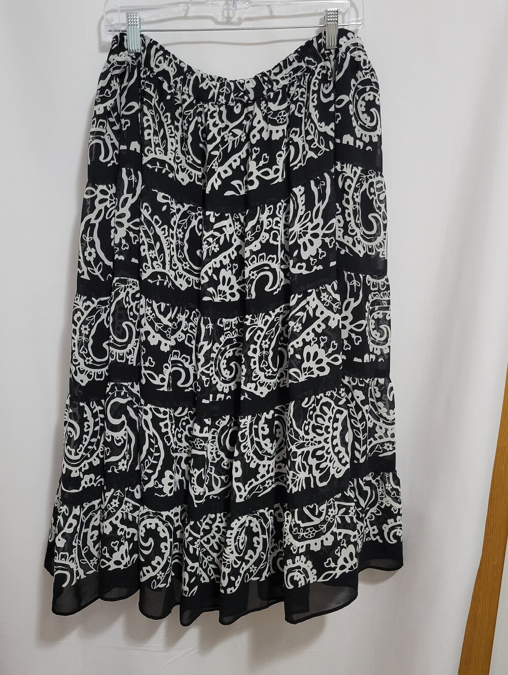 Alfred Dunner Black and White Tiered Paisley Lined Maxi Skirt, Size 18